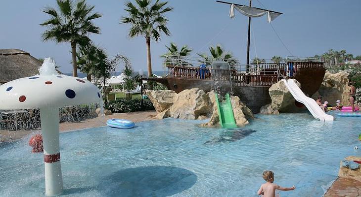 Aquamare Beach Hotel & Spa