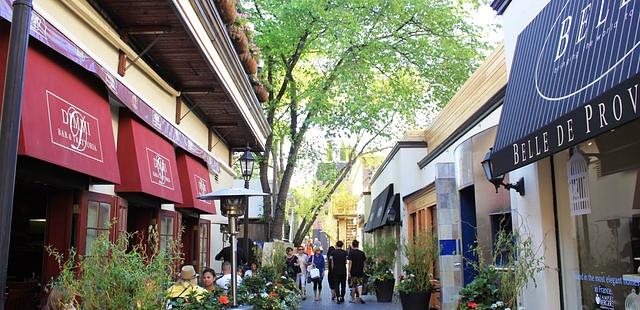 Yorkville Village