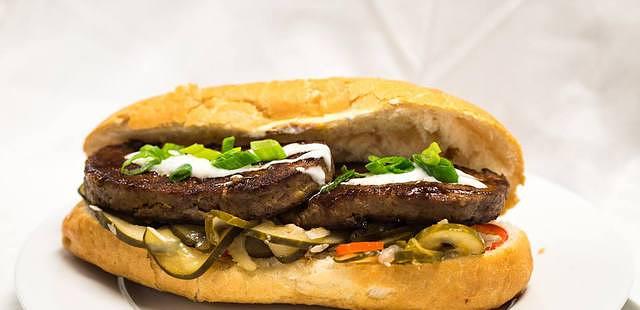 Killer Poboys in Erin Rose Bar
