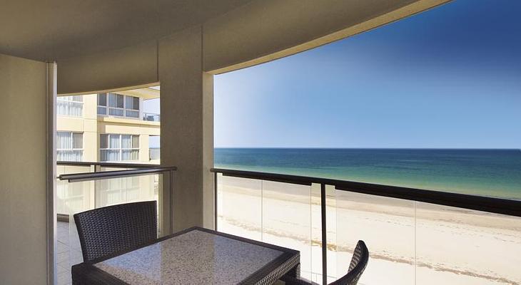 Oaks Glenelg Plaza Pier Suites