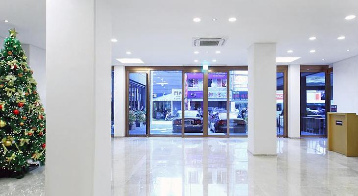 Tower Hill Hotel