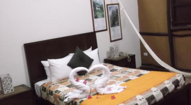 Koox Na'Lu'um Eco Hotel