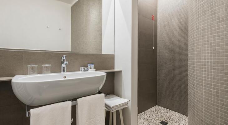 Metropole Suisse Hotel