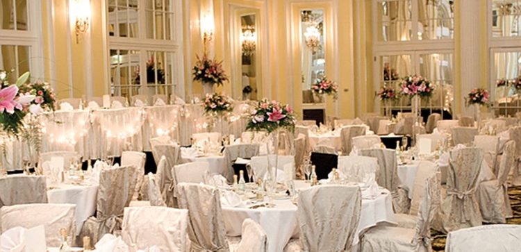 Amway Grand Plaza, Curio Collection by Hilton