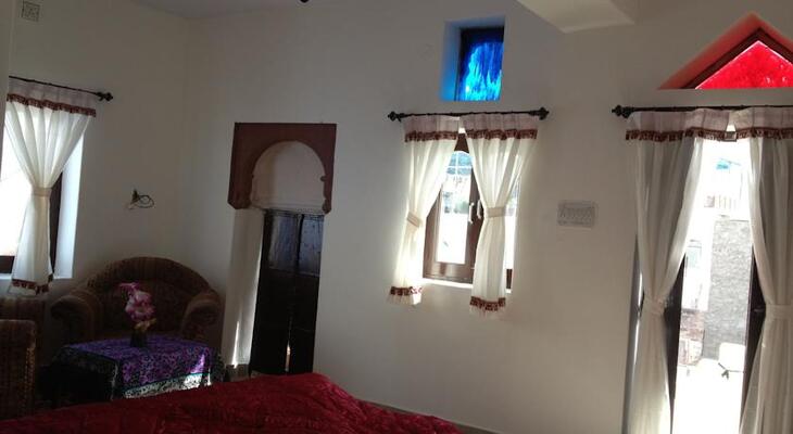 Kesar Heritage Boutique Home Stay