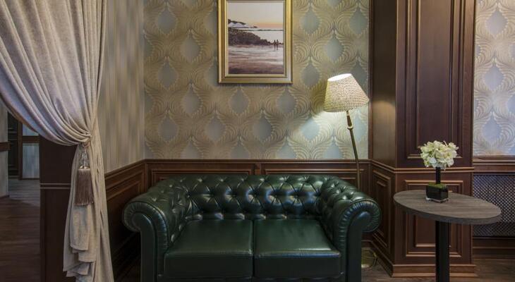Seven Inn Boutique Hotel