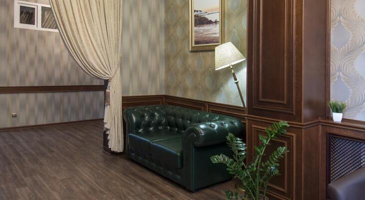 Seven Inn Boutique Hotel