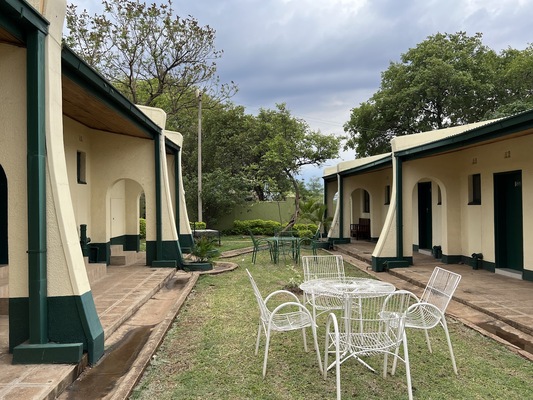 Victoria Falls Budget Hotel