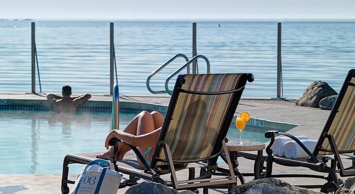 Oak Bay Beach Hotel