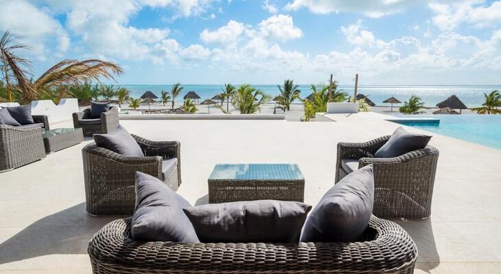 KonoKono Beach Resort & Spa