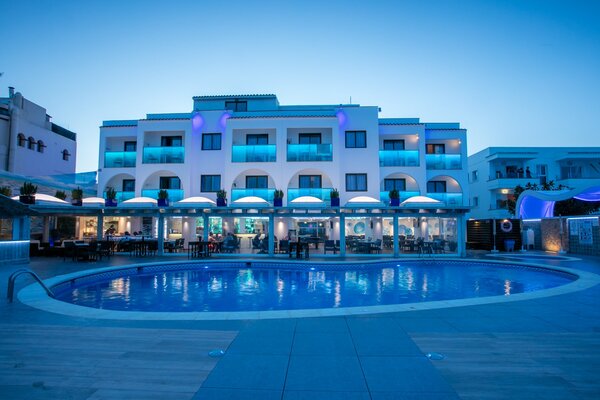 Apartamentos Sal Rossa Ibiza