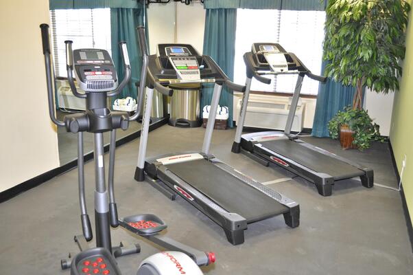 Country Inn & Suites by Radisson, Grand Rapids Airport, MI