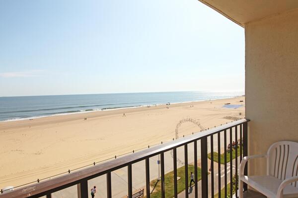 Barclay Towers Resort Hotel