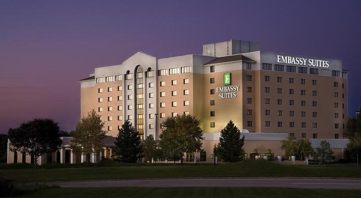 Embassy Suites by Hilton Kansas City International Airport