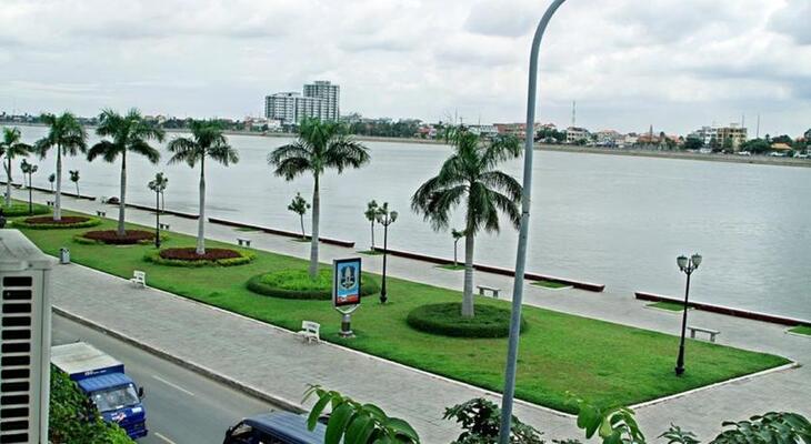 River-Star Hotel