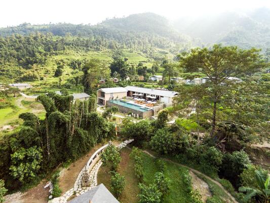 The Pavilions Himalayas - The Farm