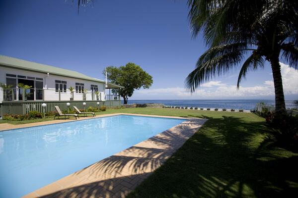 Madang Lodge Hotel
