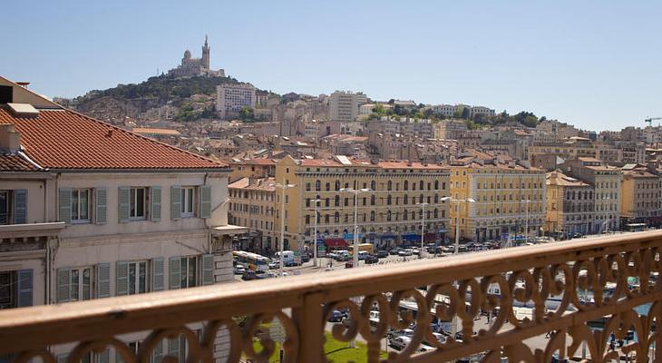 Escale Oceania Marseille Vieux Port