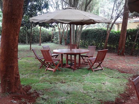 Milimani Backpackers & Safari Centre