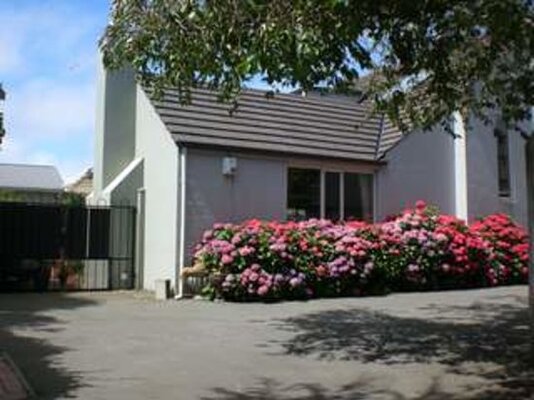 Fendalton House