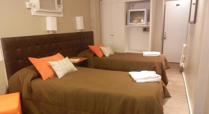 Petit Hotel