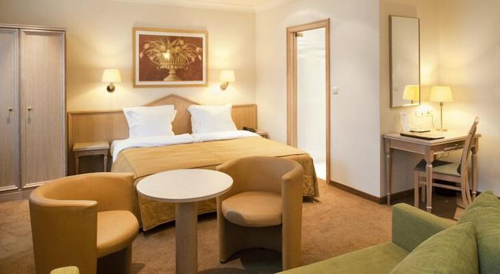 Hotel Aragon