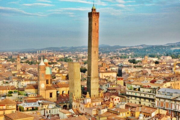 Le Due Torri Torre degli Asinell