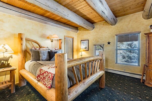 Mariposa Lodge Bed and Breakfast