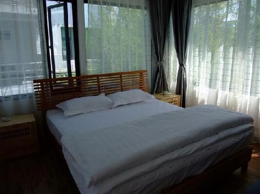 Fengyue Landscape Inn