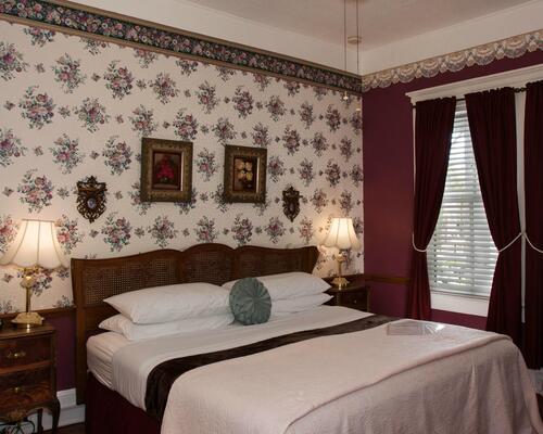 The Old Powder House Inn