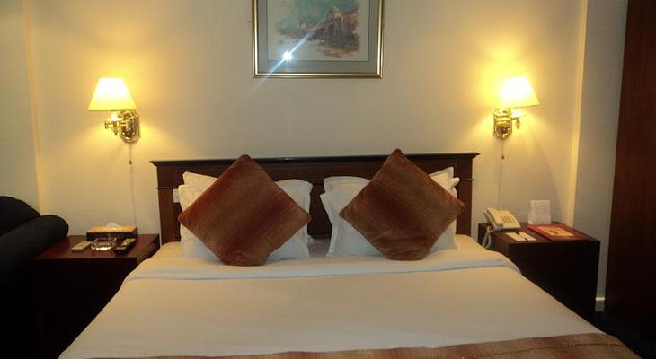 Ramee International Hotel Dubai