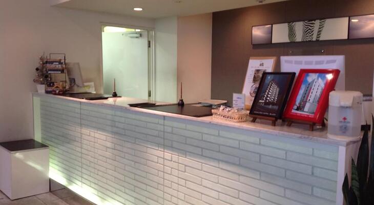 Hamilton Hotel -Black-
