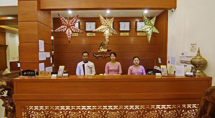 Gold Yadanar Hotel