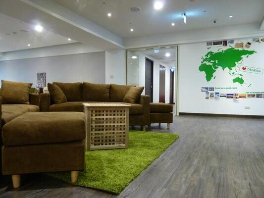 Sleepy Dragon Hostel