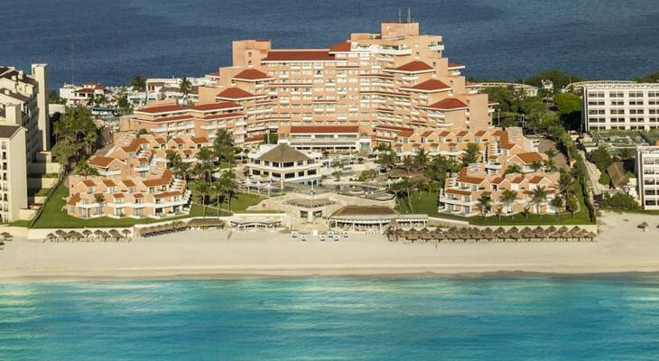 Wyndham Grand Cancun All Inclusive Resort & Villas