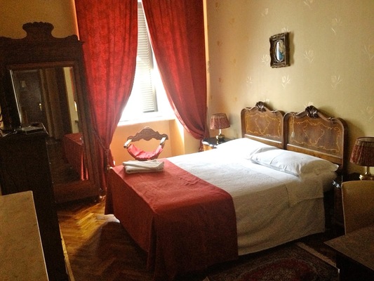 Hotel Sara