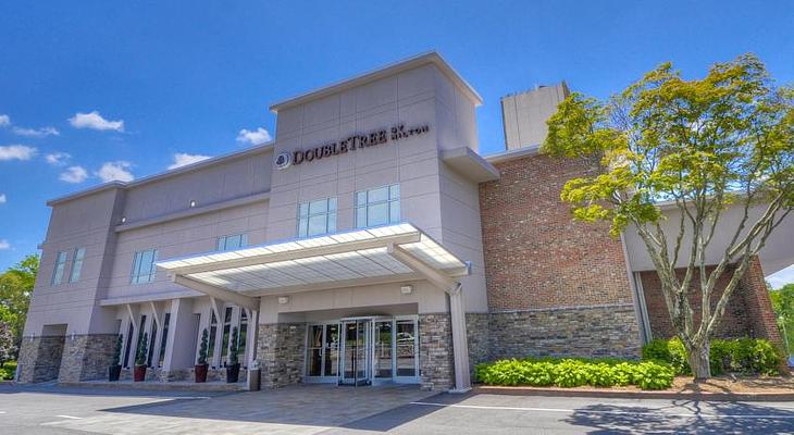 DoubleTree by Hilton Hotel Raleigh - Brownstone - University