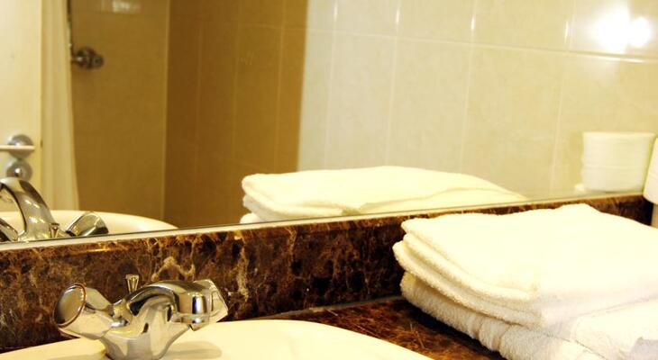 Westbury Hotel Kensington