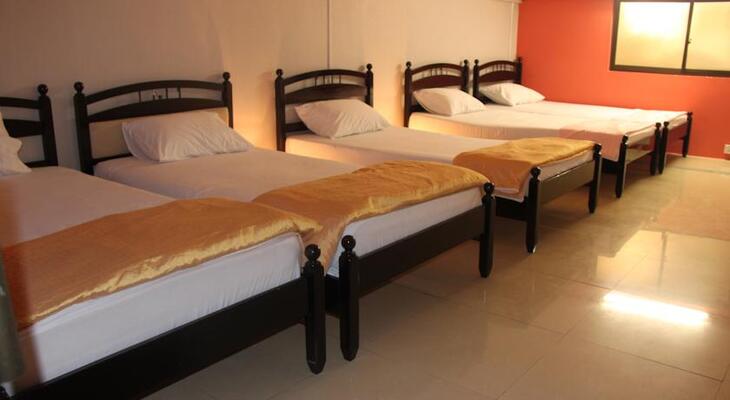Camory Backpackers Hostel