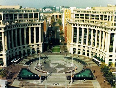 United States Navy Memorial and Naval Heritage Center