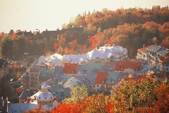 Holiday Inn Express & Suites Tremblant, an IHG Hotel