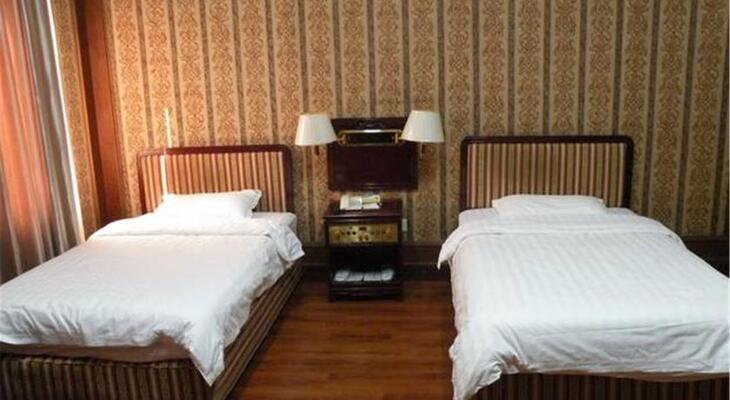 Dalian Hotel (Zhongshan Square)