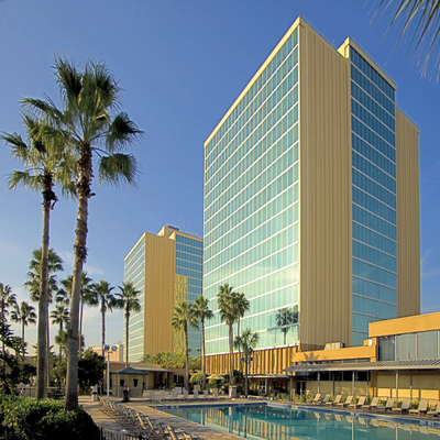 DoubleTree by Hilton Hotel at the Entrance to Universal Orlando