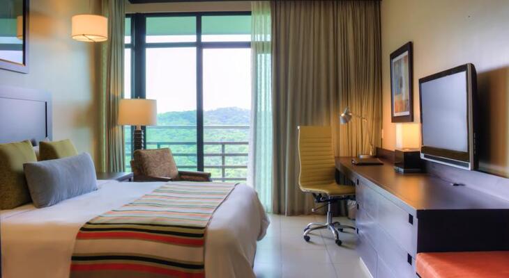 Summit Rainforest & Golf Resort