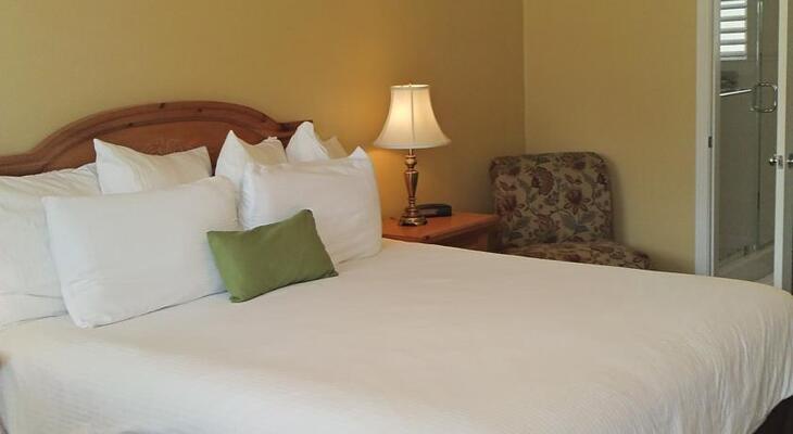 Marina Beach Motel