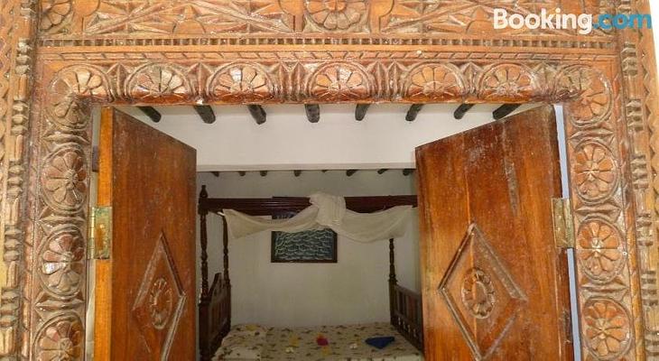 Paradise Beach Bungalows