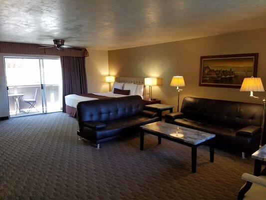 Lone Oak Lodge