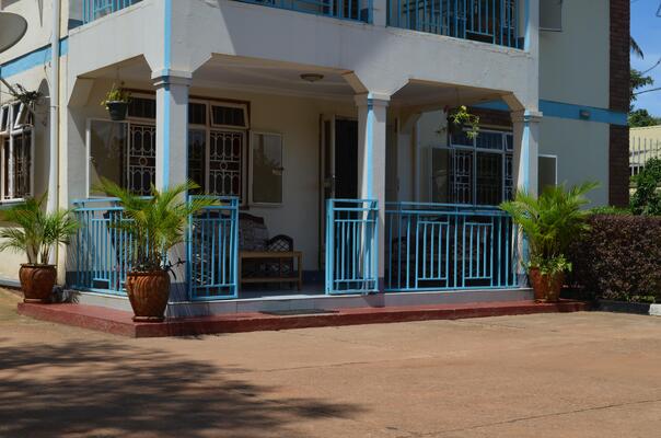 African Roots Guest House - Entebbe