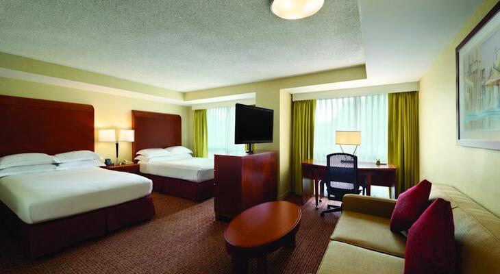 Hilton Chicago/Magnificent Mile Suites