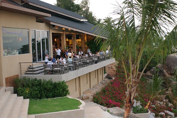 The Cliff Bar and Grill